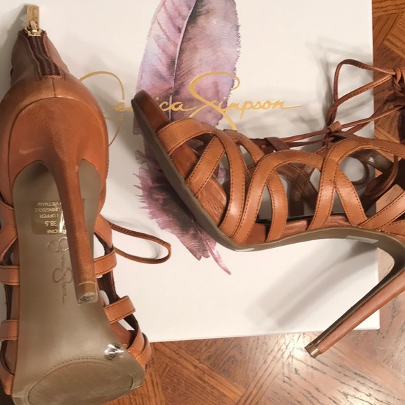 Jessica Simpson Heels w/ back zipper. - Picture 6 of 7